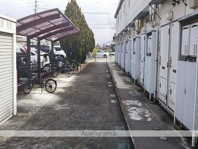 レオパレスひかりの玄関写真