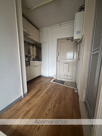 今田船舶ビルの内装写真