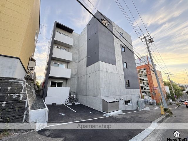 カームヒルズ西岡の外観写真