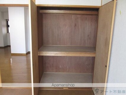 キャッスルビュー味酒野[2LDK/51.87m2]の収納
