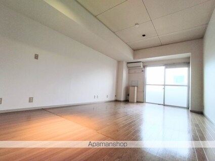 クーフナガノ[1R/28m2]のリビング・居間