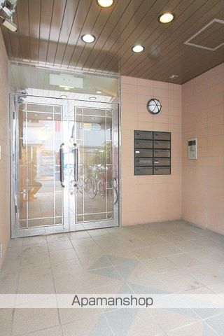 メゾン清和の玄関写真