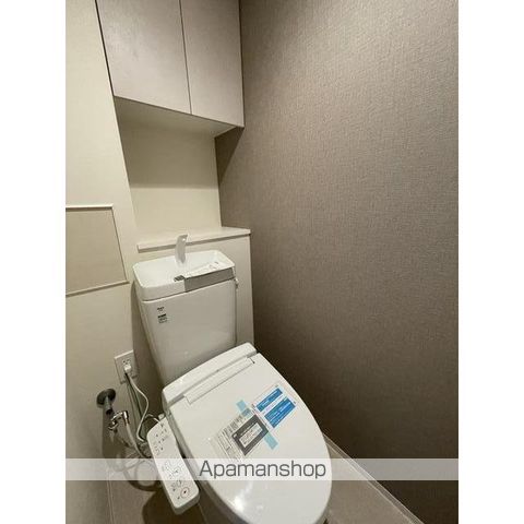 コンフォリア・リヴ本町WEST Qの内装写真