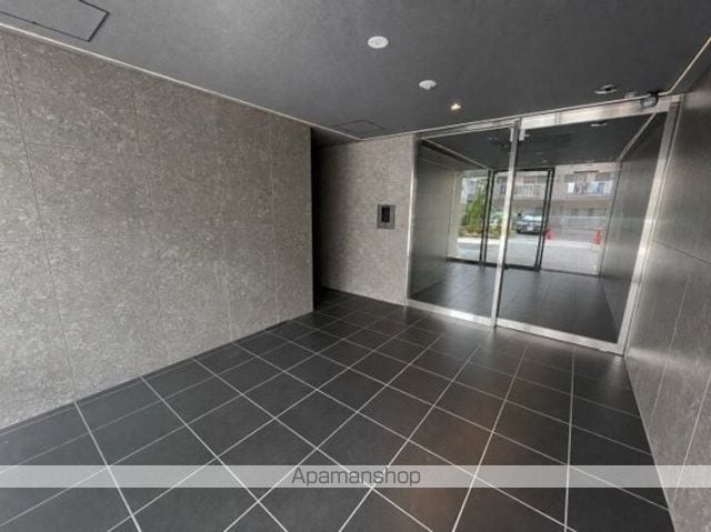 リクエスト東京西六郷の玄関写真