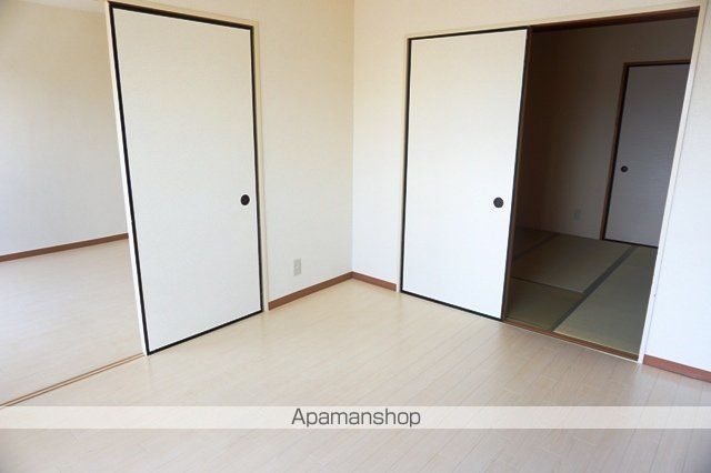 レオパレス香里の内装写真