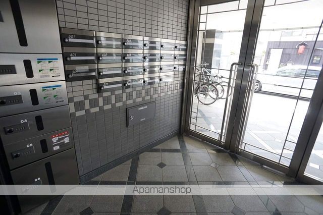 クラージュ南円山の玄関写真