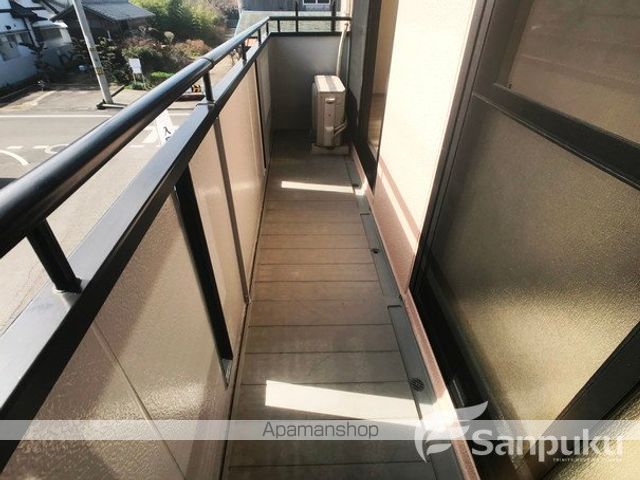 ハイカムール 南 B棟の内装写真