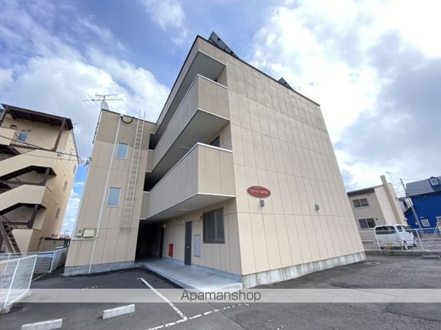 ピュアパレス海岸町の外観写真