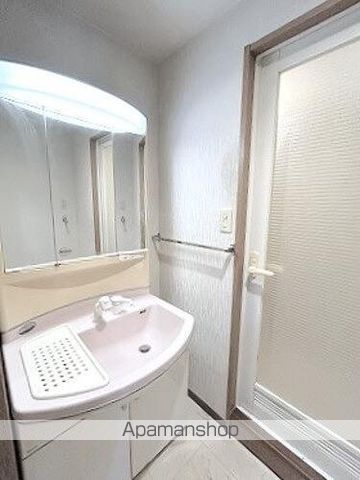 ライオンズシティ鶴舞の内装写真
