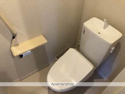 香川県高松市三名町[1LDK/48.9m2]のトイレ