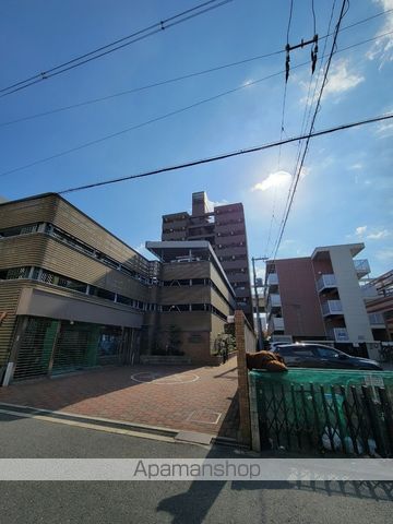 ウエストポイントの外観写真
