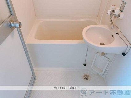 フレンドリー清水[1K/22.4m2]のバス