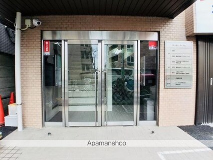 ＩＮＡＢＡビル[1K/24.78m2]のエントランス