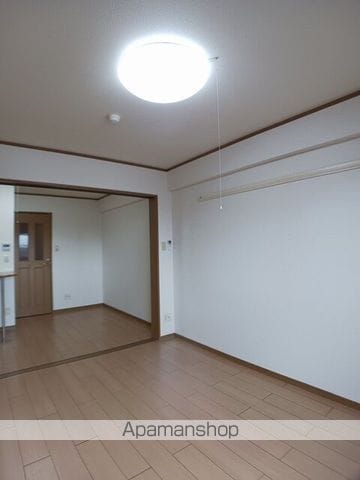 レルベ保田窪の内装写真