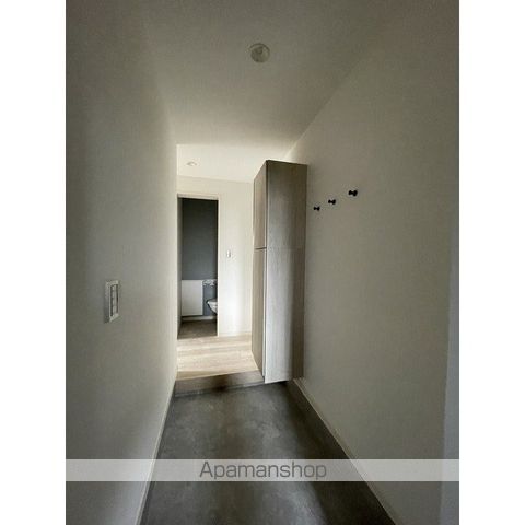 Rooms南万代の内装写真