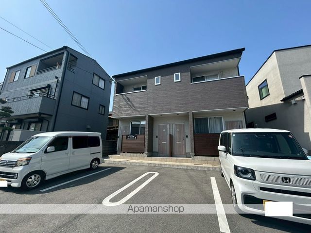 パレシェーヌデクールVIIの外観写真