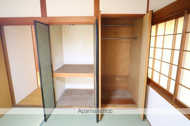 上中戸建の内装写真