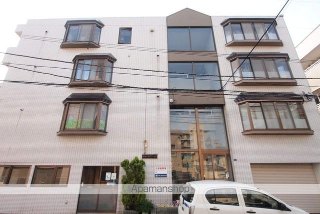 第3あづまマンションの外観写真