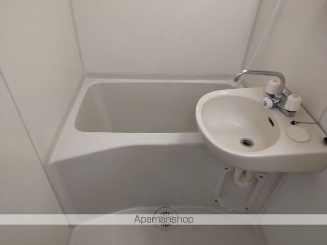 レオパレスシティパルつつじが丘[1K/19.87m2]のバス