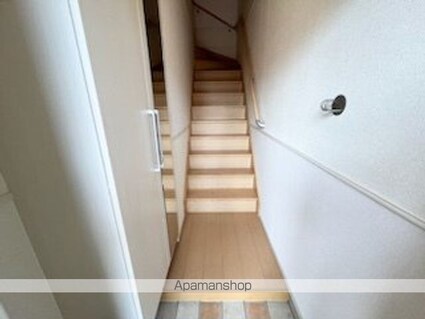 グランツオーベル木之本Ⅰ[2LDK/61.96m2]の玄関