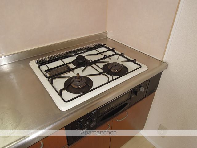 第一磯屋敷マンションの内装写真