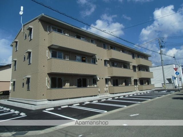 グランディール川尻の外観写真