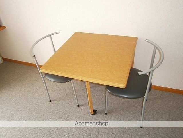 レオパレスシェソワの内装写真