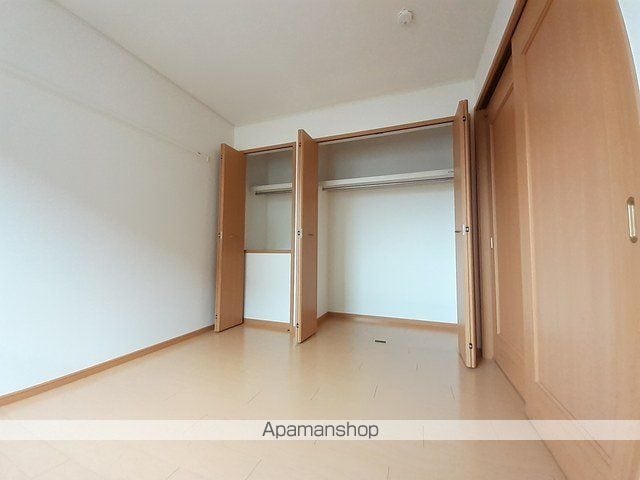 シュライン・フロントの内装写真