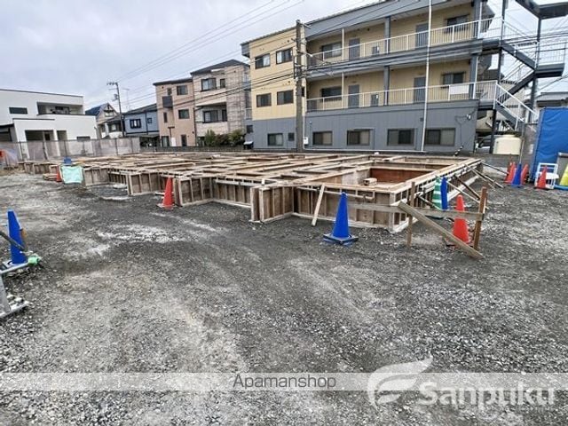 アジュールの外観写真