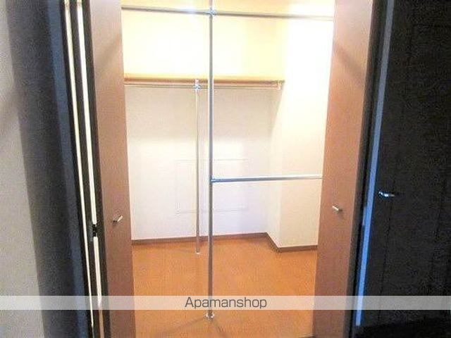 クレストフォルム横浜リヴァシスの内装写真