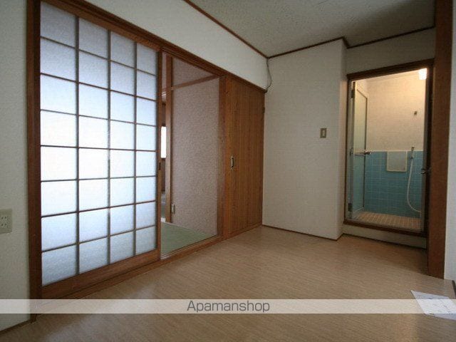 第一福和荘B棟の内装写真