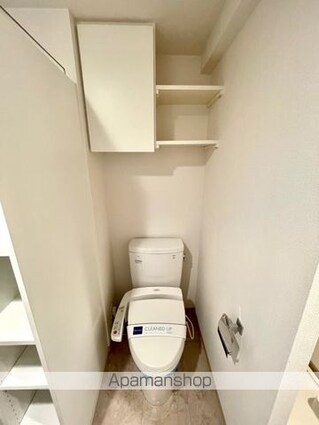 レジディア四谷三丁目[1LDK/38.5m2]のトイレ