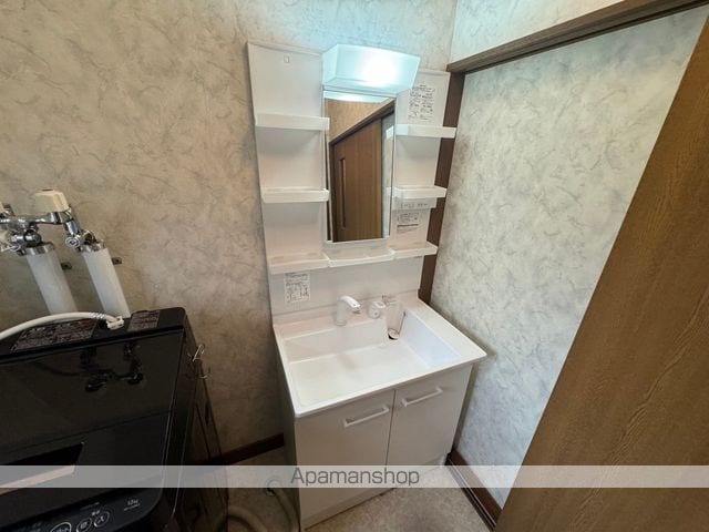 detached 北海道上川郡清水町字旭山21-16
旭山の賃貸情報を見る
物件地図