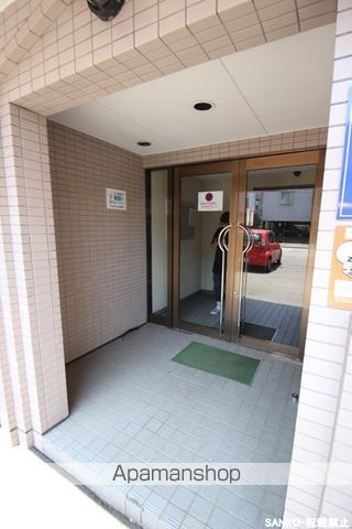 N216の玄関写真