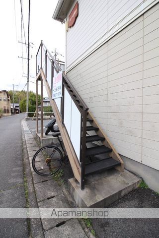 ディナ東岡山の玄関写真