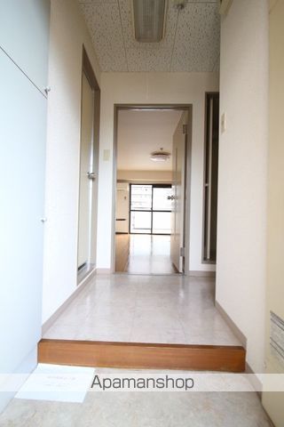 ロイヤルレピュート東島田の内装写真