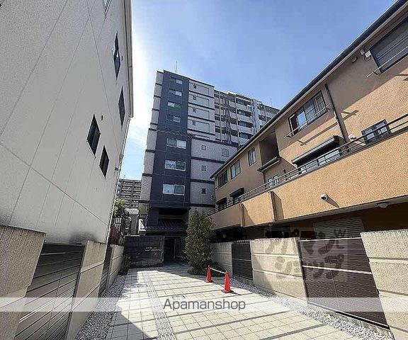 アベニール三条油小路の外観写真