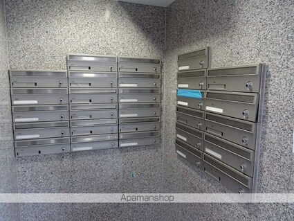 Ｆ・シャルマン[3LDK/57.2m2]の共用部3