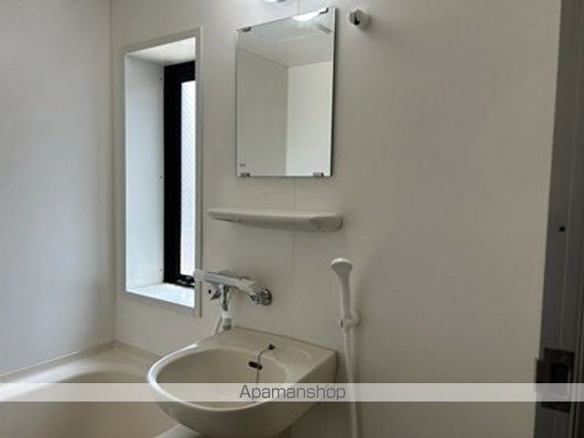 司ロイヤルハイツ新屋敷の内装写真