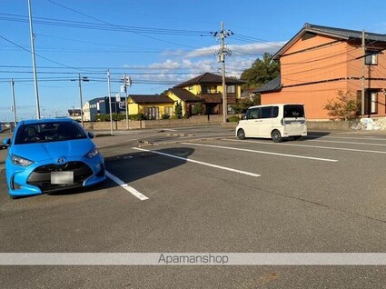 セジュール・グラシア[1LDK/41.26m2]の駐車場
