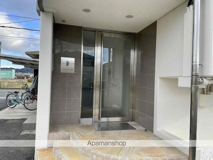 ＧＬＡＮＺ　ＨＡＵＳ　野洲[1DK/26.49m2]のエントランス2