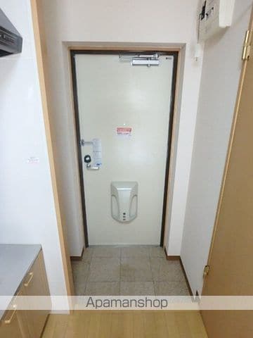カトレア・シスの玄関写真