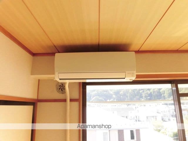 八百真マンション小島の内装写真