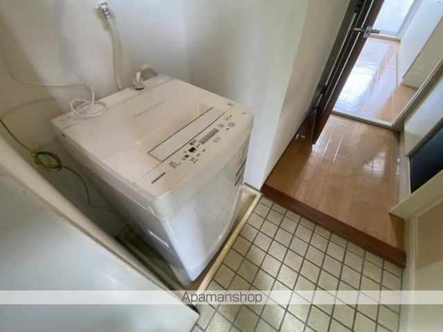 マリオン高松宮脇町 401の内装写真