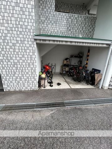 ジュネスSANOHの玄関写真