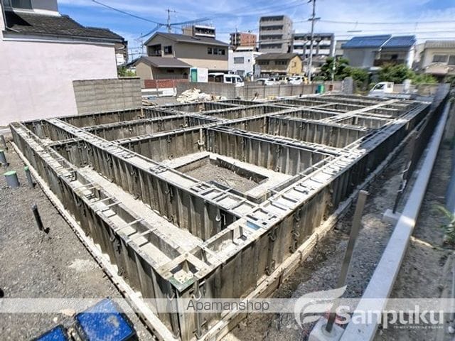 クランツ泉町の外観写真