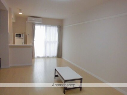 レオネクストユイット[1R/31.82m2]のリビング・居間1