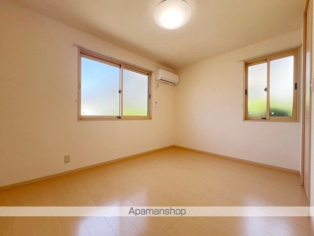 リビングタウン葵町 Aの内装写真
