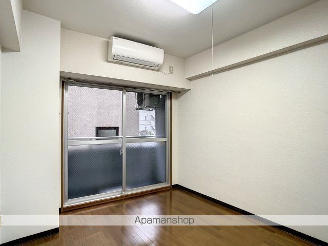 【中野区本町のマンションの写真】