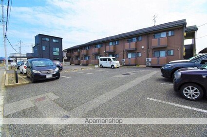 ローリエＫ[1LDK/35.1m2]の駐車場